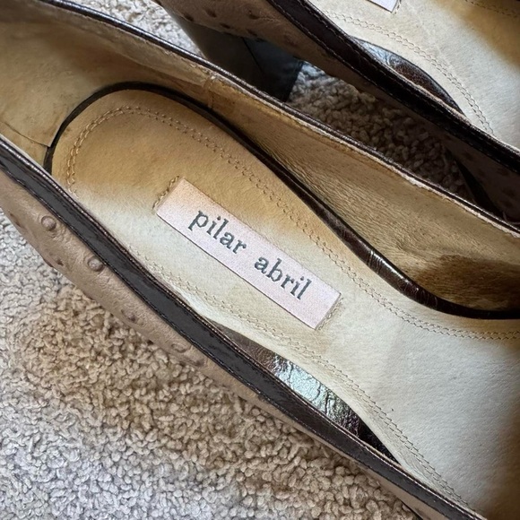 Pilar Abril Brown ostrich leather fring block heel loafers - Picture 6 of 8